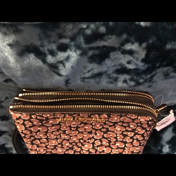 Michael Kors Wristlet - Picture 5 of 5